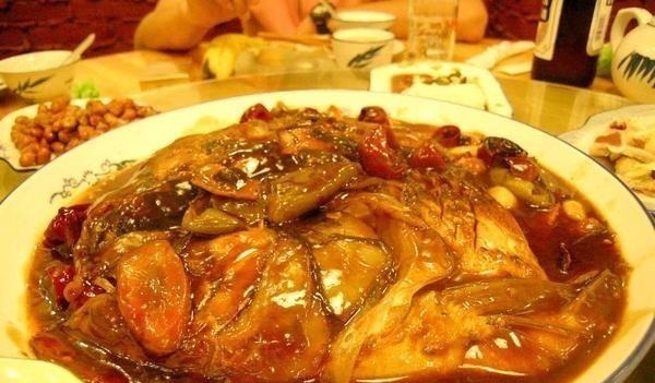 黄女士|4种食物是伤脾“大王”,别给娃吃,积食又伤脾,孩子身高难再长