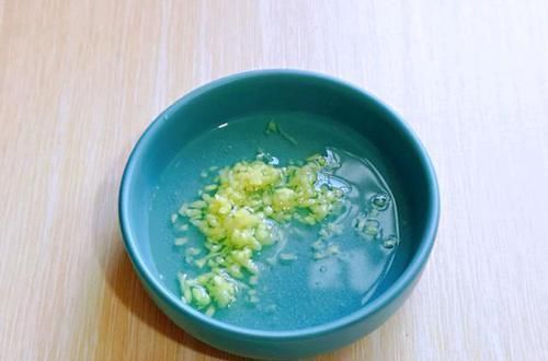 一道菜|孙红雷超喜欢的一道菜，不是螃蟹胜似螃蟹，炒一盘还不到5元钱