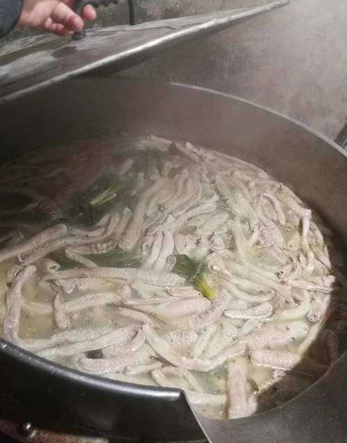 猪大肠怎么煮才不会“缩水”？怎么做才好吃？