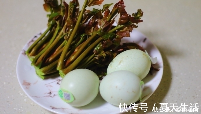亚硝酸盐|两种食材简单炒一炒,5分钟做出春天独有的味道,错过就要等来年