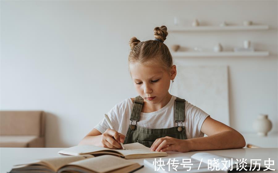 性格|孩子不爱主动打招呼?父母不妨理智对待,从两个方面进行引导