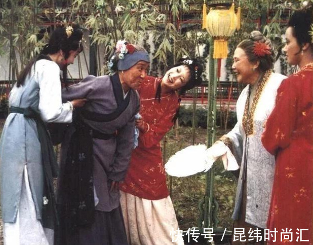 平儿!刘姥姥二进荣国府,究竟带回家多少财物?其中能给我们什么启发?