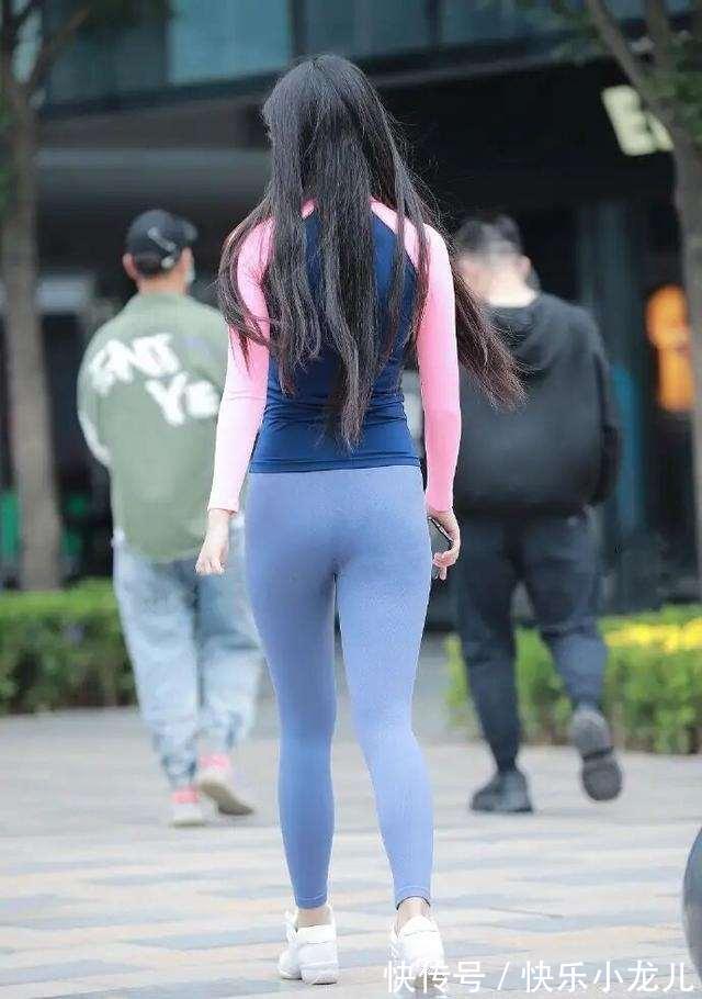 美腿 优雅自信的打底裤随意休闲感十足,凸显修长美腿,气质不凡