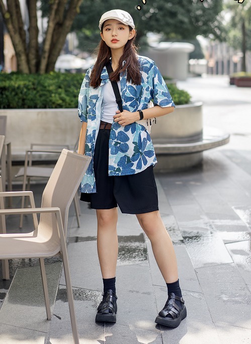 流行色|别总穿黑白灰,试试这些“流行色”穿搭,巨显白显气质感!