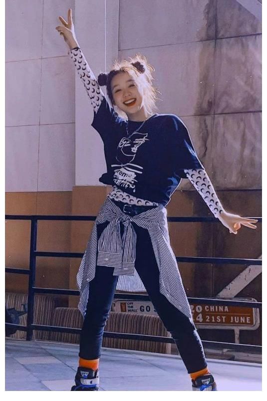 jk|徐梦洁为装嫩，大胆挑战JK制服，这少女感我服了