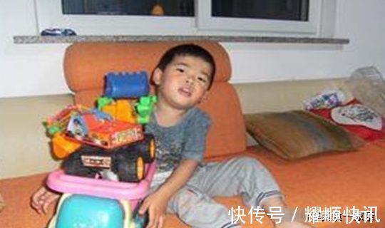 婆婆|奶奶贪便宜给宝宝买鞋子,半个月后,宝宝的脚发生溃烂