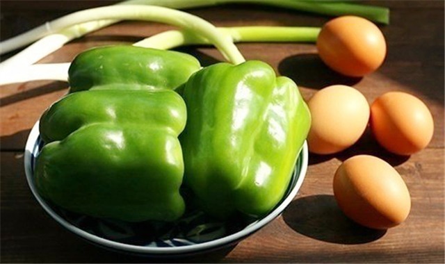 不要只知道芹菜猪肉馅，新的素食饺子馅，好吃又营养。