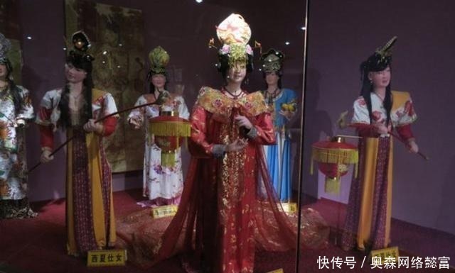 西夏帝王的画像|西夏画工超过宋朝?西夏帝王画像都很逼真,宋朝帝王画像却很简单