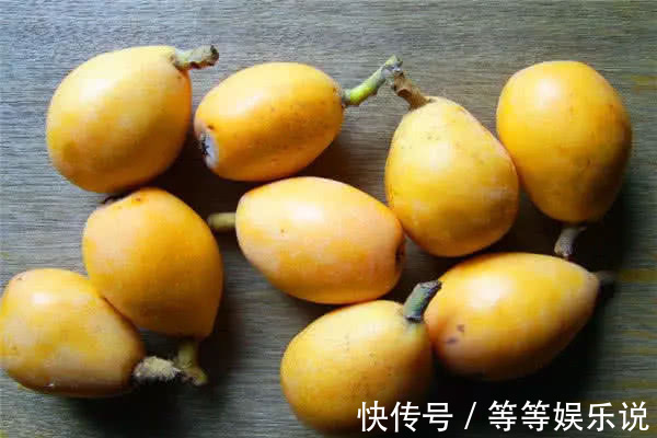 枇杷|湿气重的人注意,多吃3种水果,排出老湿毒,赶跑大肚腩