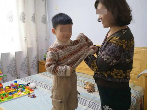 聪明娃|懒妈妈与聪明娃:妈妈在这三个方面越“懒”,孩子以后越有出息