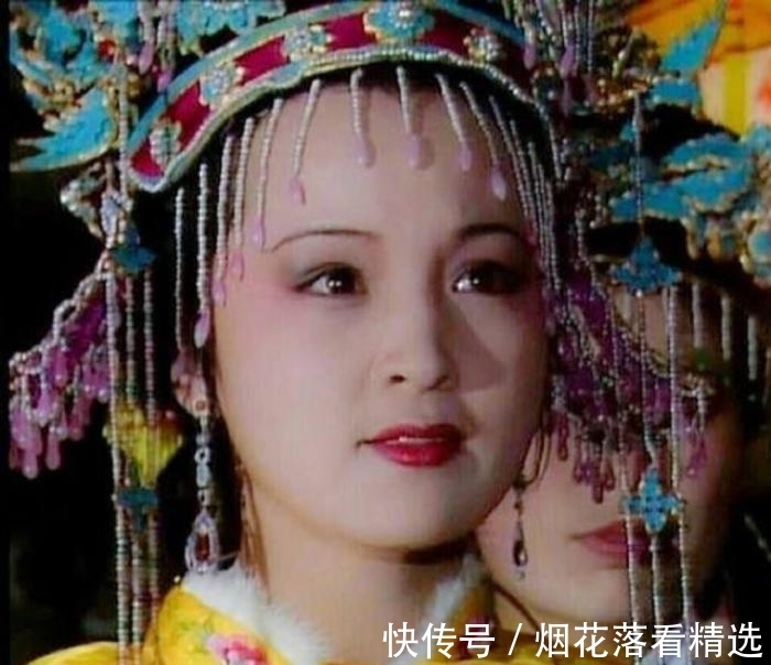 贾府&贾府众人为何只有贾元春被赐死?只因她发现了皇帝的一个秘密