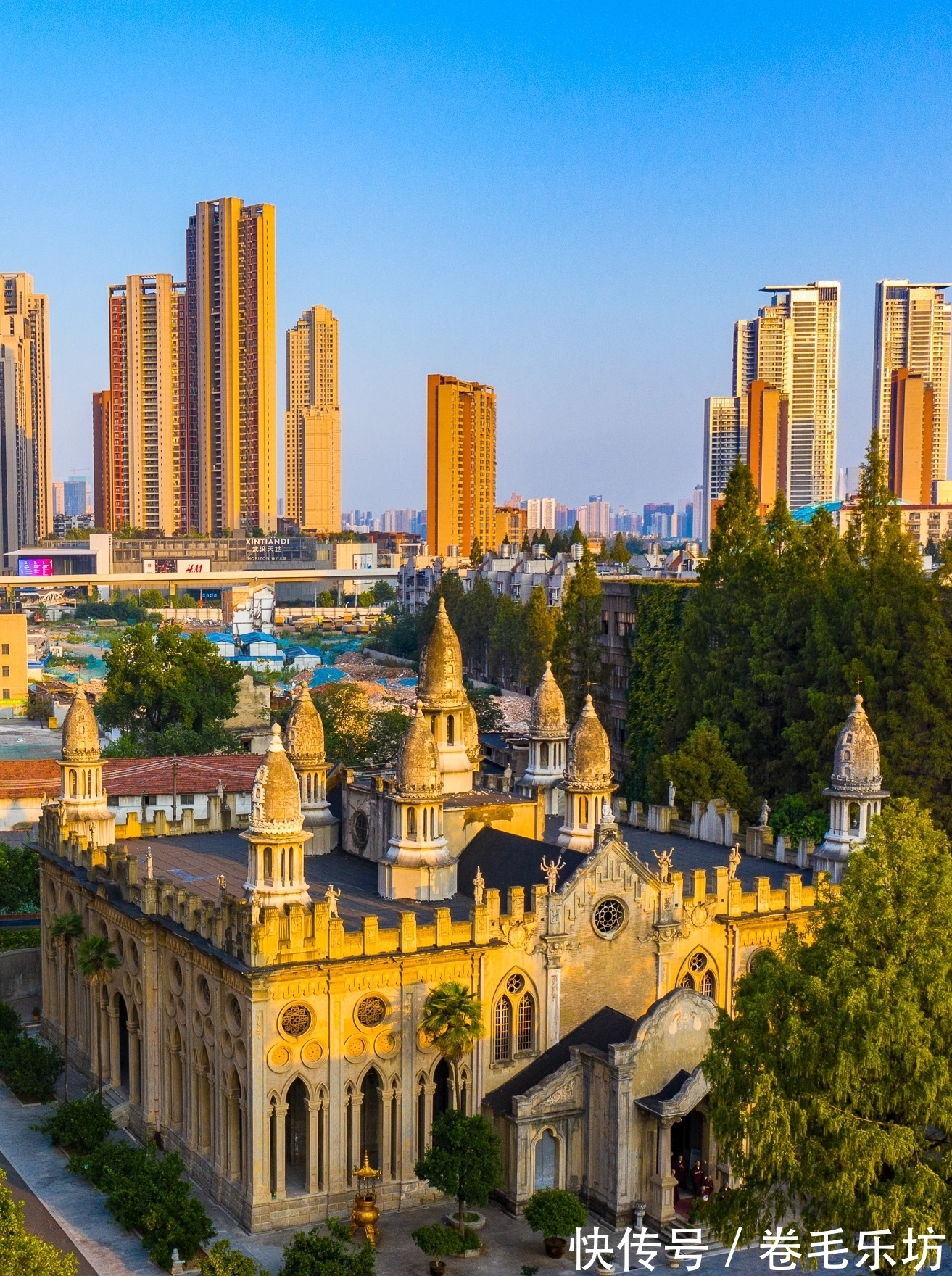 古德寺|武汉古德寺：中国佛寺建筑中的一朵奇葩，可以假装出国的旅拍景点