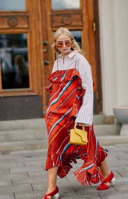 初春做个养生girl~连衣裙加个打底衫再出门！