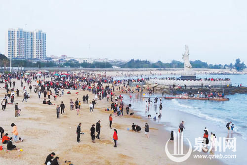 春节假期石狮景区游人如织