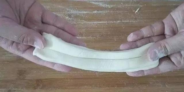 冰藏|教你做老式炸油条，不用发面的老配方，吃出小时候的味道，真好吃