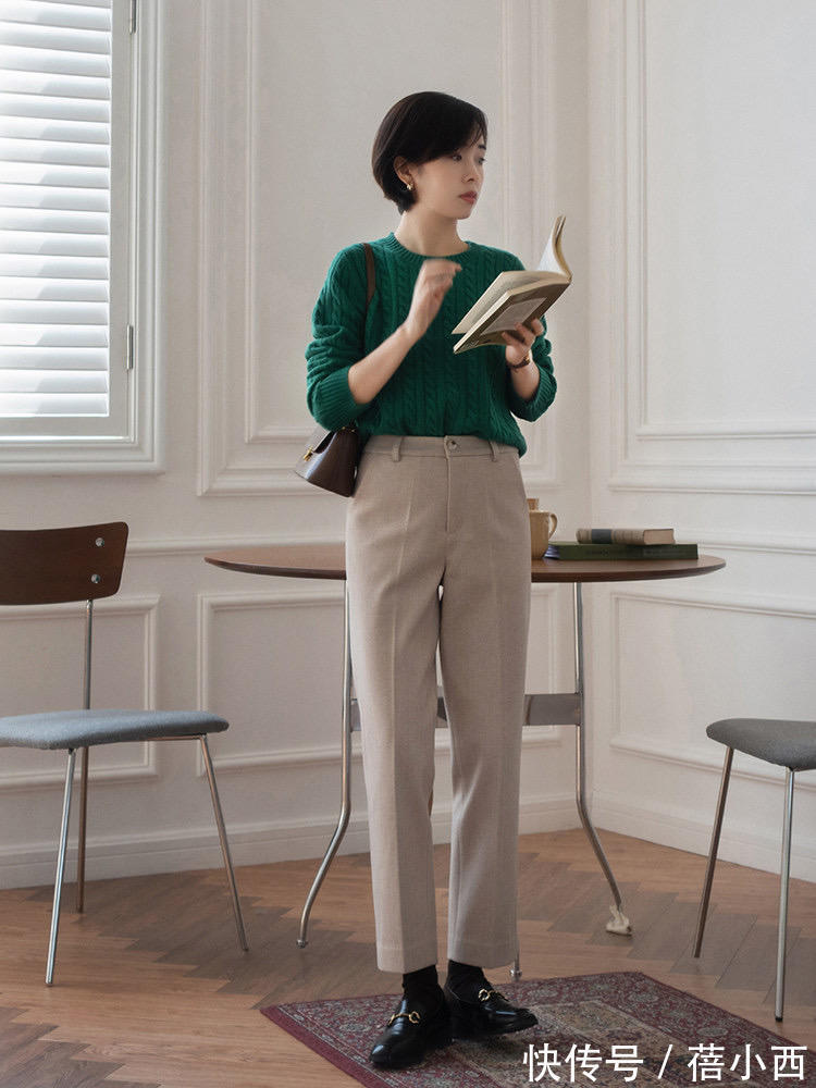 毛衣|冬天还是穿“毛衣”最百搭,选这4款搭配阔腿裤、半身裙,真高级