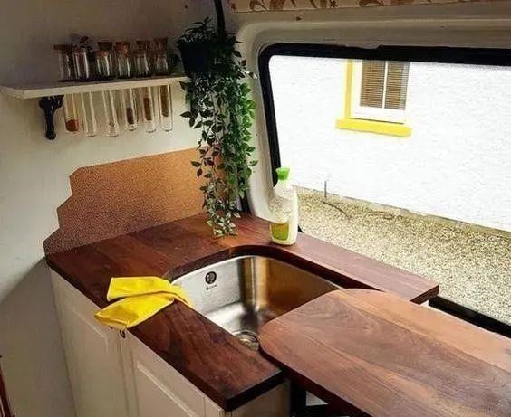 灶台|小厨房终于有救了,水槽上装个“抽屉”,台面最少多出30公分!