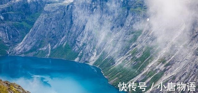 无奈$李煜最无奈的一首词,诉说了对故国的眷恋,句句经典!