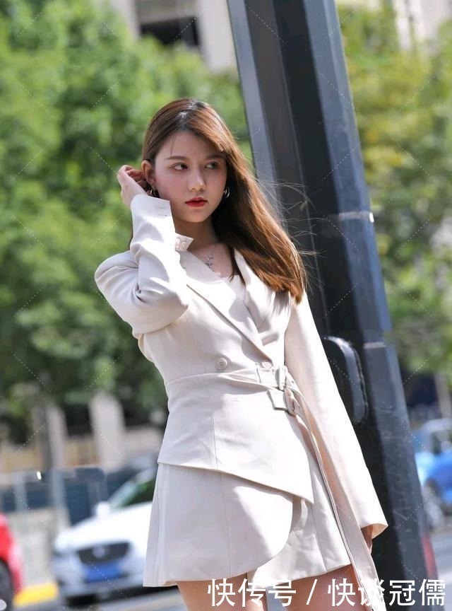 女人味|中年女性该怎么穿搭，才能凸显出轻熟优雅的女人味，一起来看