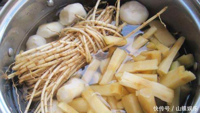 曾是恶性杂草,味道却比甘蔗甜,农村娃的小零食,如今25元一斤