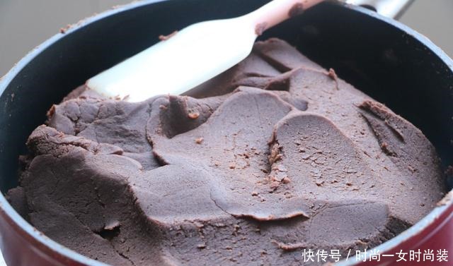 水油皮|外面一个要8块钱,自己在家做好吃无添加,咬一口酥得掉渣,太香