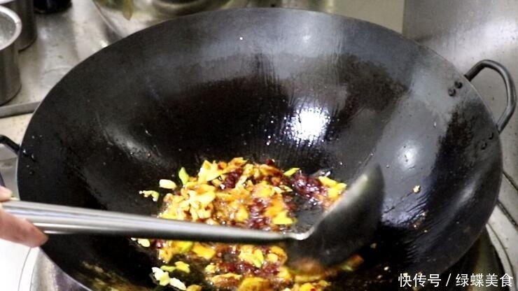 牛肉最好吃的做法,麻辣鲜嫩,开胃又下饭,全家最爱吃的一道菜