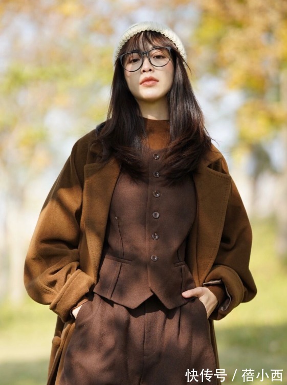 大地色|又到了穿“大衣”的季节,来瞧瞧今年流行的“大地色”,优雅极了