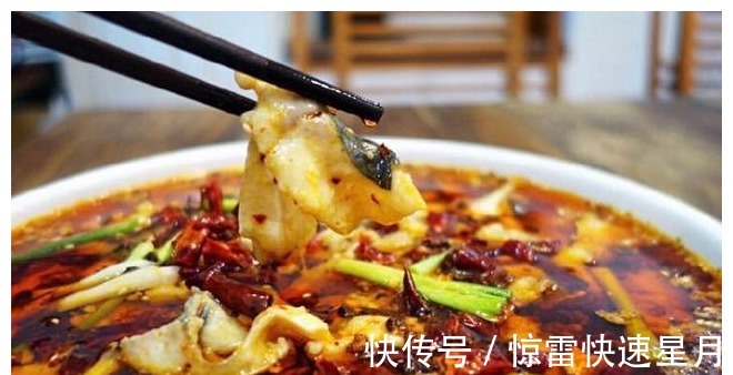 鱼片|水煮鱼在家这么做,鱼片嫩滑、无腥味,自己能吃一大盆,非常下饭!