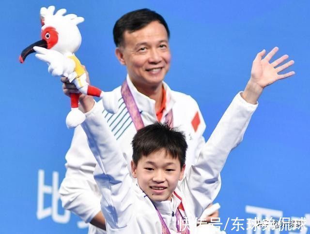 欢乐喜剧人|全红婵上身,马龙迷路找不到门,比赛频繁提裤子被调侃穿小胖裤子