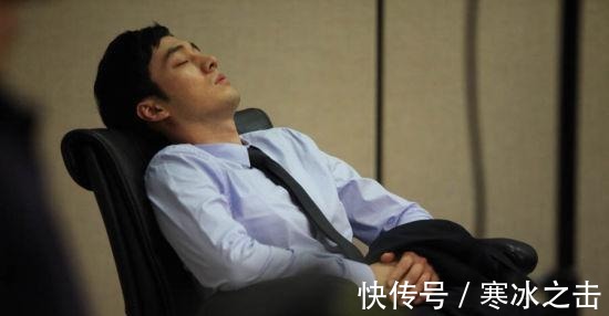 血脂异常|什么是“冠心病” 这八个早期症状出现后, 一定要去医院检查!