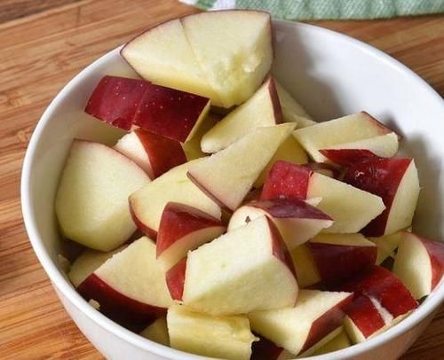 中年人想养生，多吃以下食物，延缓衰老，消脂排毒，女性不可错过