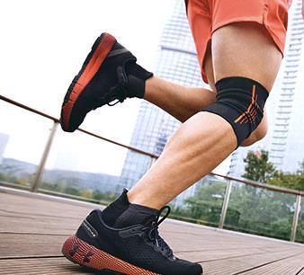 跑者|下班跑步，也是一種享受從頭到腳一套安德瑪跑步裝備