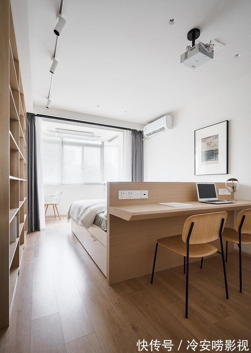 规划|50㎡手枪户型，变身通透两居室，还规划出三个办公区，太实用了！