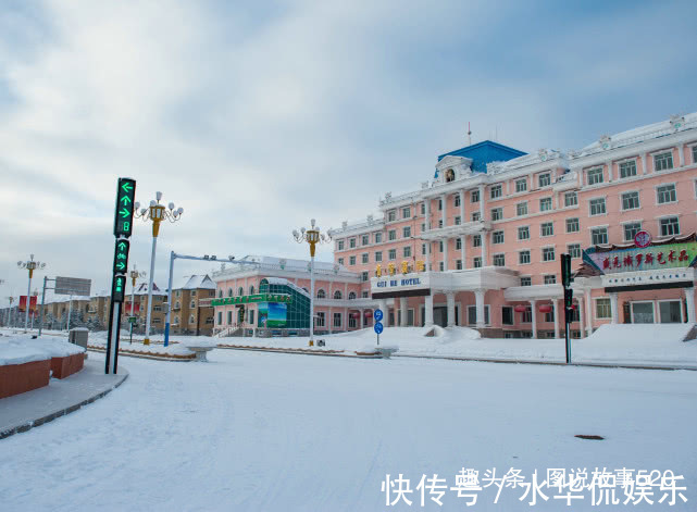 实访|实访-35℃中蒙边界小城，没车红绿灯是摆设，大街上只见3种人