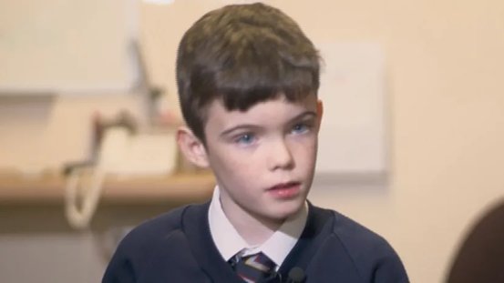 肖恩|超棒大哥！英国9岁男童开发App，帮助6岁自闭症弟弟与人沟通