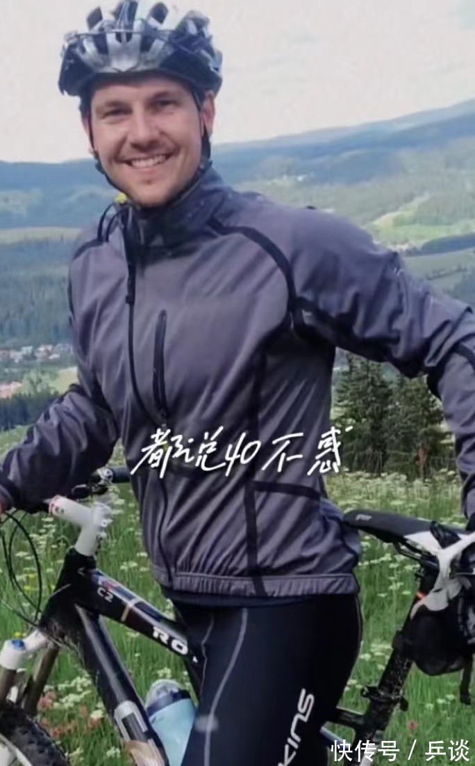 王励勤|波尔:我相信热爱可抵岁月漫长,2022我们乒乓赛场见!