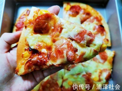 披萨|超详细自制披萨，教你在家做，便宜简单又好吃，我家一周做3次