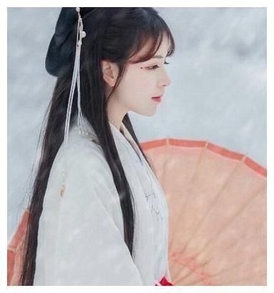 王彦泓!明代俊杰的一首无题诗,全文不提一个愁字,字里行间却充满了悲愁