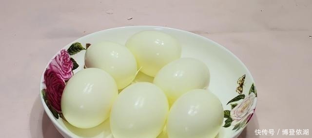 早餐吃鸡蛋,很多人都吃错了,经常犯的5个错误,多数人中招