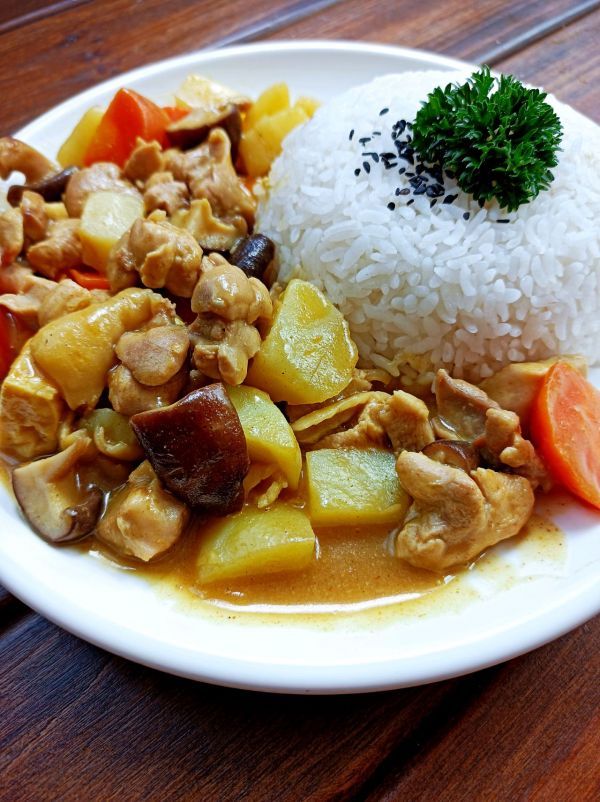 咖喱块|咖喱鸡块套饭