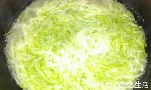 面包糠|炸萝卜丸子,有人用淀粉有人用面粉,都不对,教你正确做法,真香