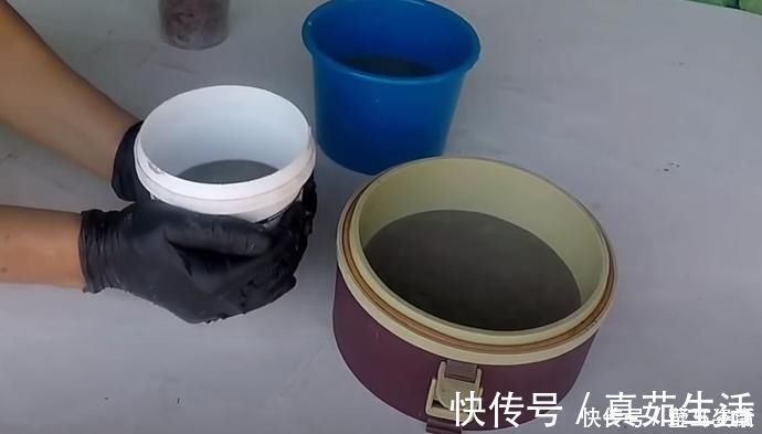 水磨石|旧啤酒瓶我要留着,砸碎了和水泥,做个水磨石花盆比陶瓷的好看