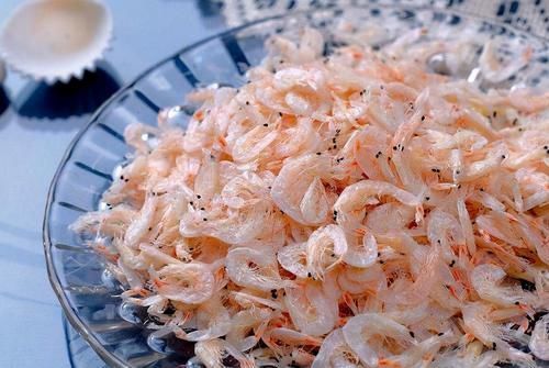 白色|今天才知道,白色虾皮和红色虾皮的区别原来差别这么大,涨见识