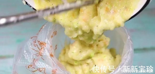 胡萝卜|宝宝就缺这碗面！只需三步，好吃到宝宝舔碗，孩子聪明长得高