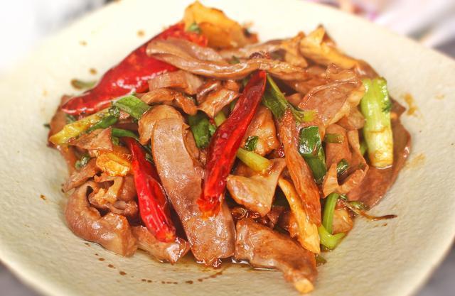 血腥味|猪身上这块肉最“宝贵”,营养价值很高,遇见别手软,再贵也要买