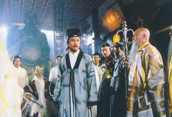 中原武林!倚天中,张三丰武功虽高,却比不上此人,连阳顶天都曾被此人撂倒