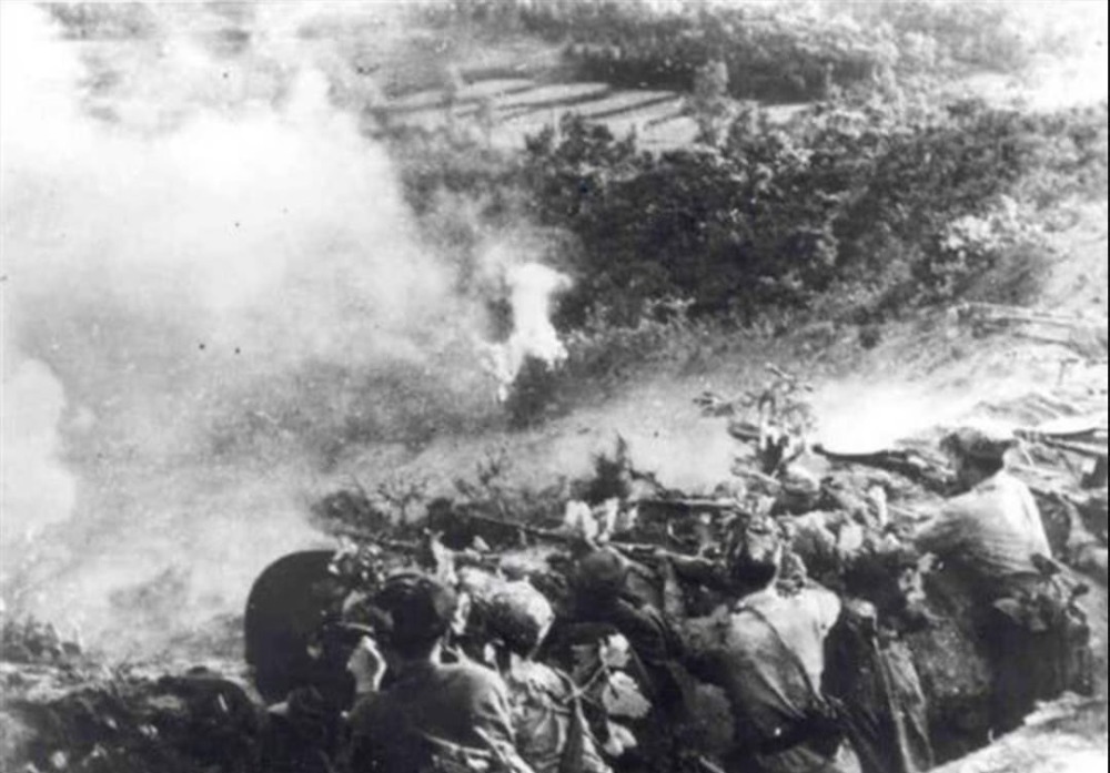 半小时|抗美援朝最后一战：我军半小时1900吨炮弹砸过去，打残韩军王牌