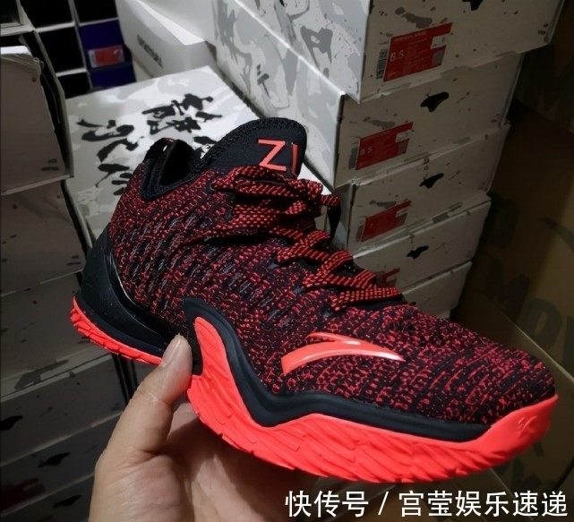 狗哥 耐克PG6代配置疑公开,塔图姆也有签名鞋了,比尔差点签约国产?