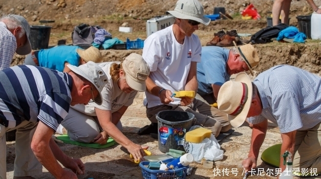  出土|英国出土1600年前的遗址，有一石块刻了简体汉字：吉姆在这里？