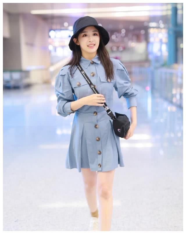 张含韵玩游戏真是拼，杨颖都自愧不如，女汉子形象算是人尽皆知了